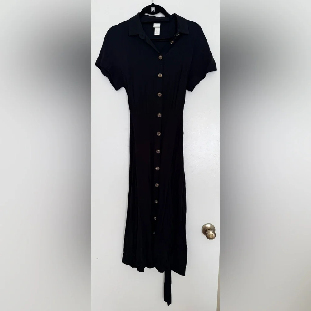 H&M Black Tie-Shirt Midi Dress with Button Detail - Picture 3 of 7